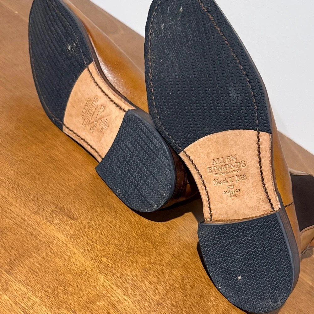Allen Edmonds Chelsea boots - Picture 4 of 5